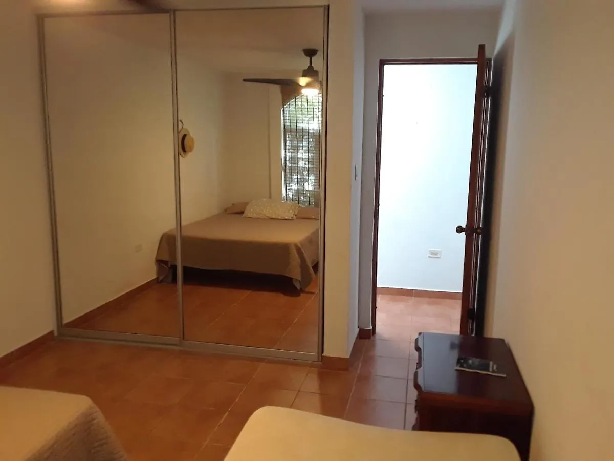 Holiday home The Yellow House: Fully Equipped, Spectacular Beach View Villa Manati